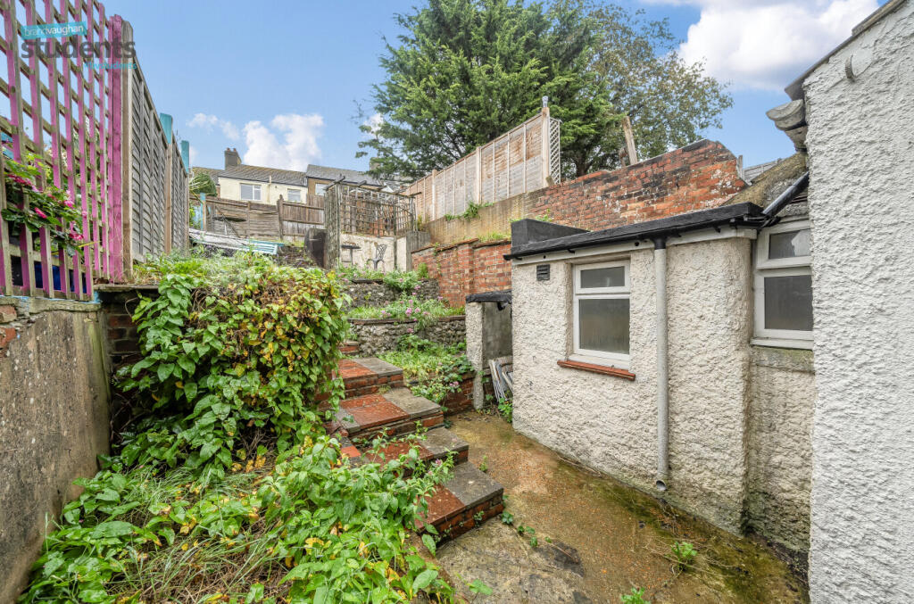 8bc16f79-8021-47c...