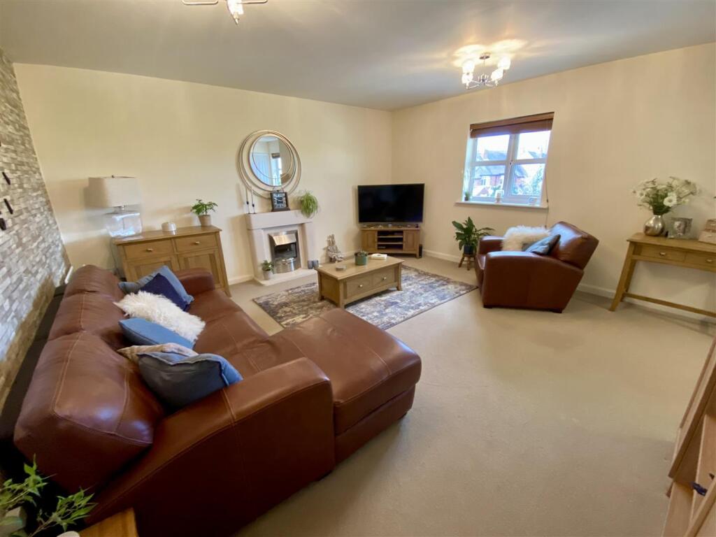 Bramleys Estate Agents - Marmaville Court - Mirfie