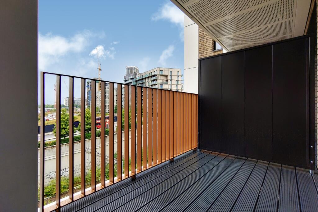 6_Balcony_4