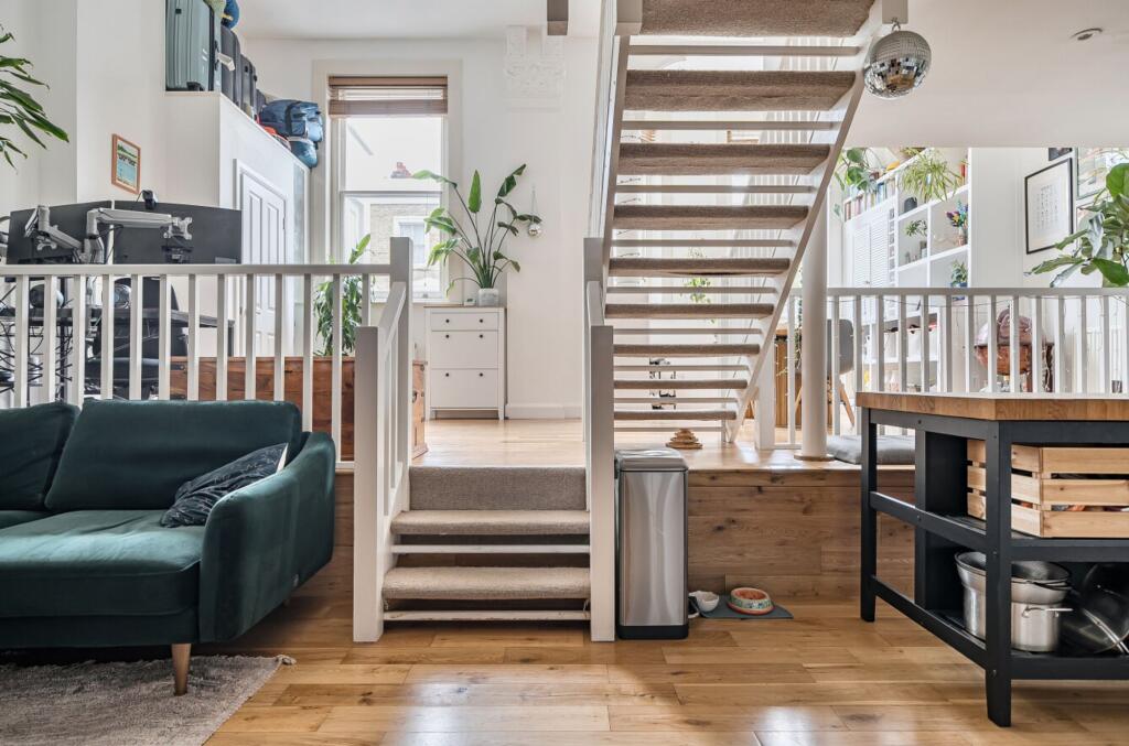 Loughborough Road, London, SW9