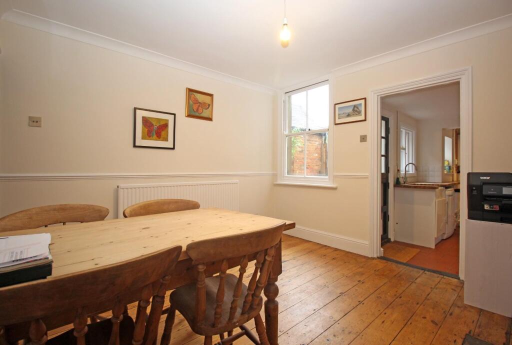 Alleyns Road Dining Room 2.JPG