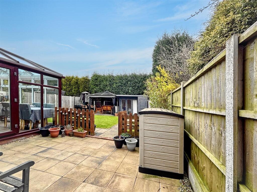 Garden 2.jpg