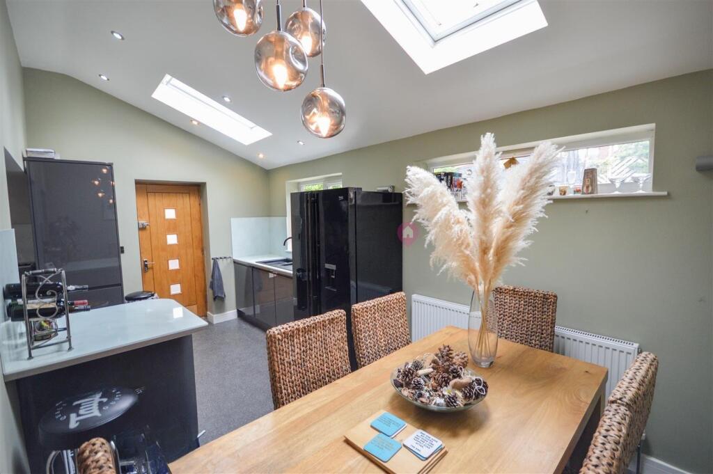 Untitled design (9).jpg