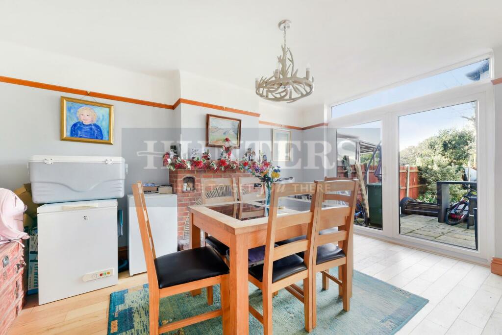 KNIGHWOOD CRESCENT, 23-13.JPG