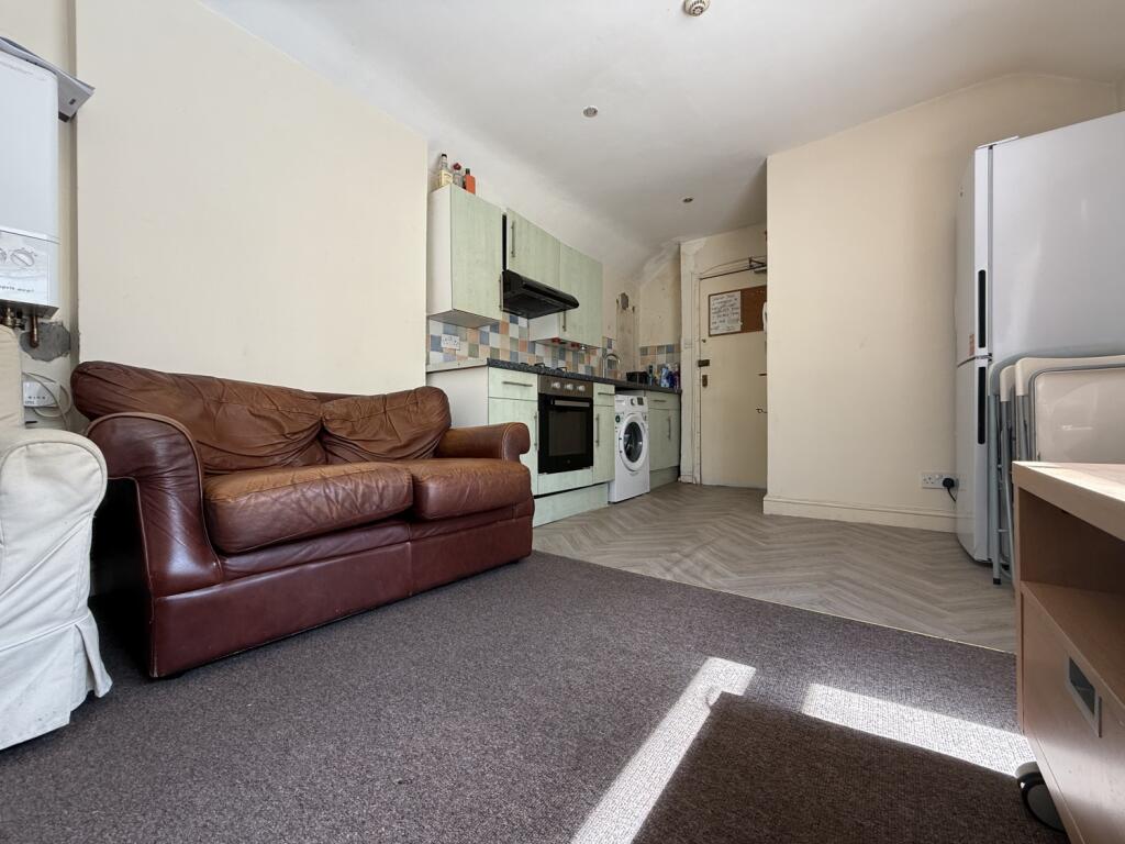 Call 02920 454555 to secure your viewing_4