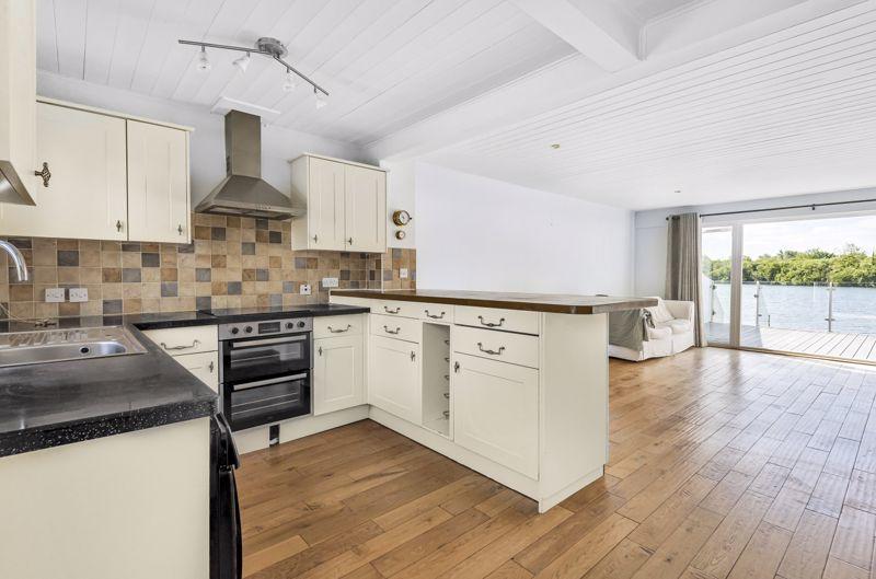 Open plan kitchen/living room