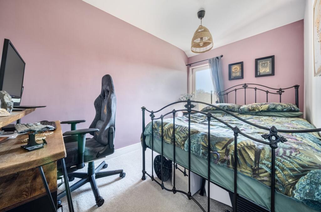 1382305-20-691b1be67d620