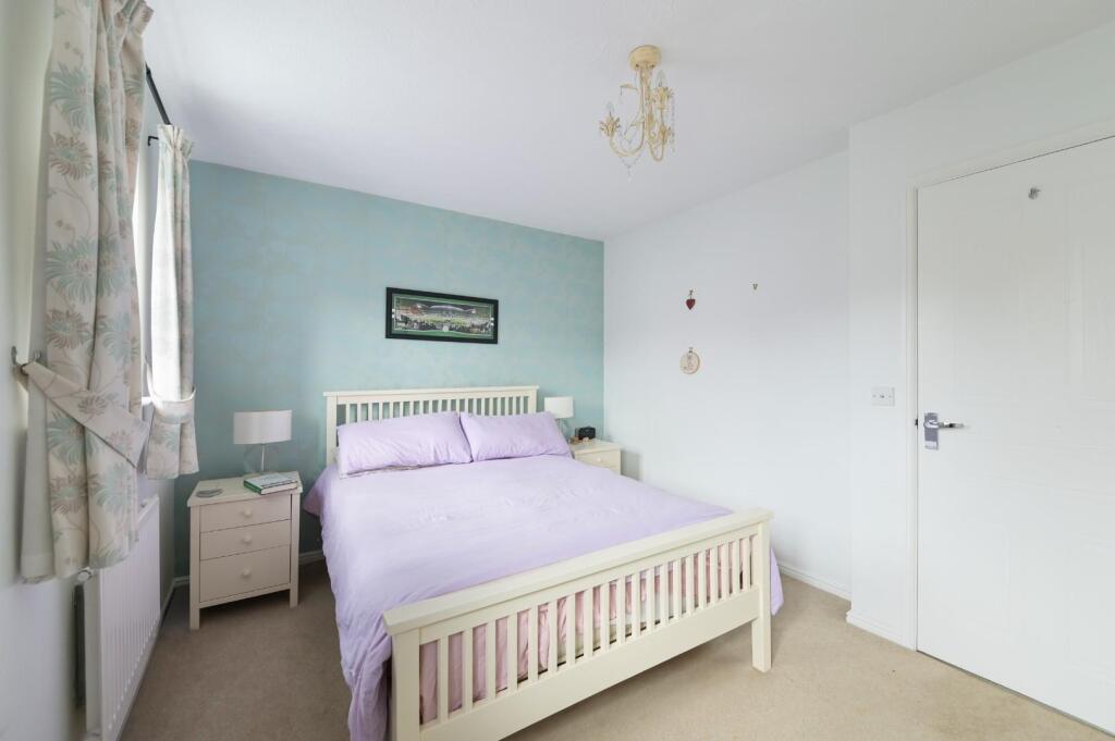 DE BURGH GARDENS, (13).jpg