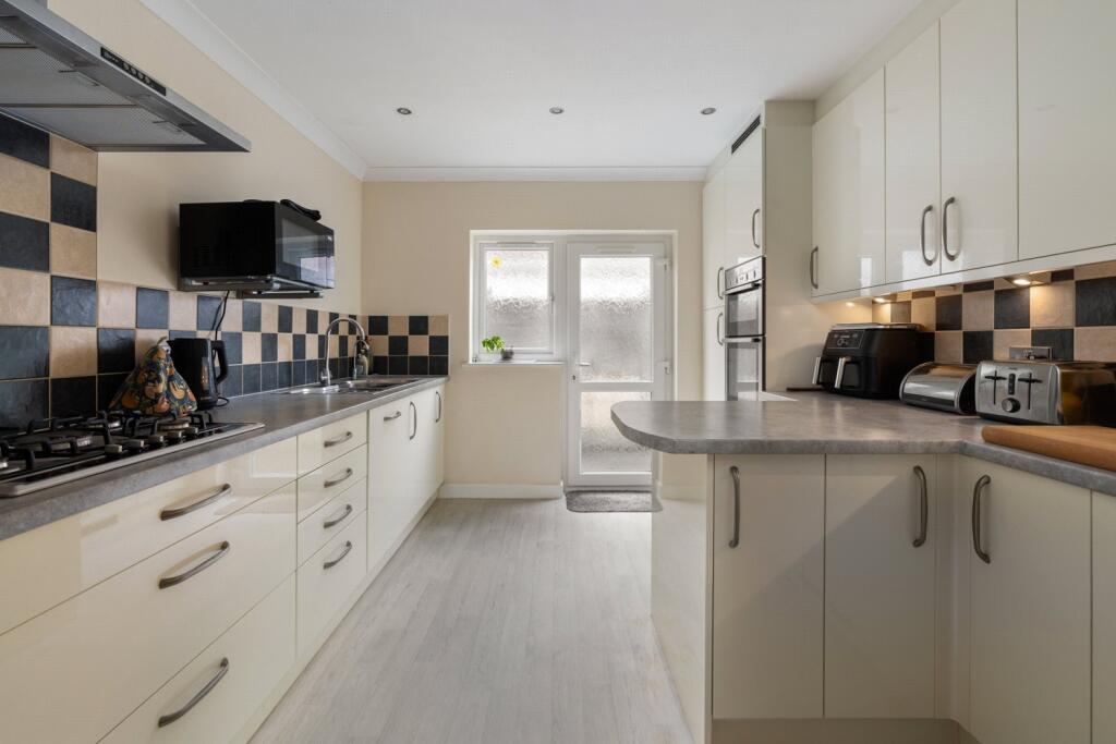 Kitchen/Breakfast Rm