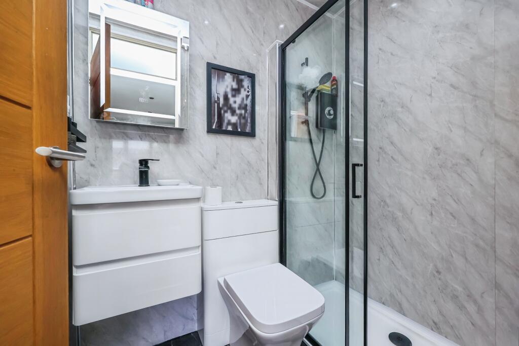 En-suite Shower Room