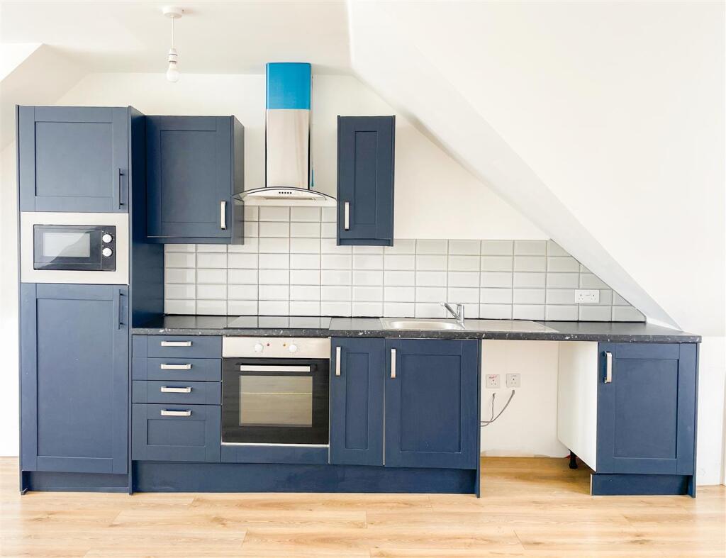 Living Room / Kitchen