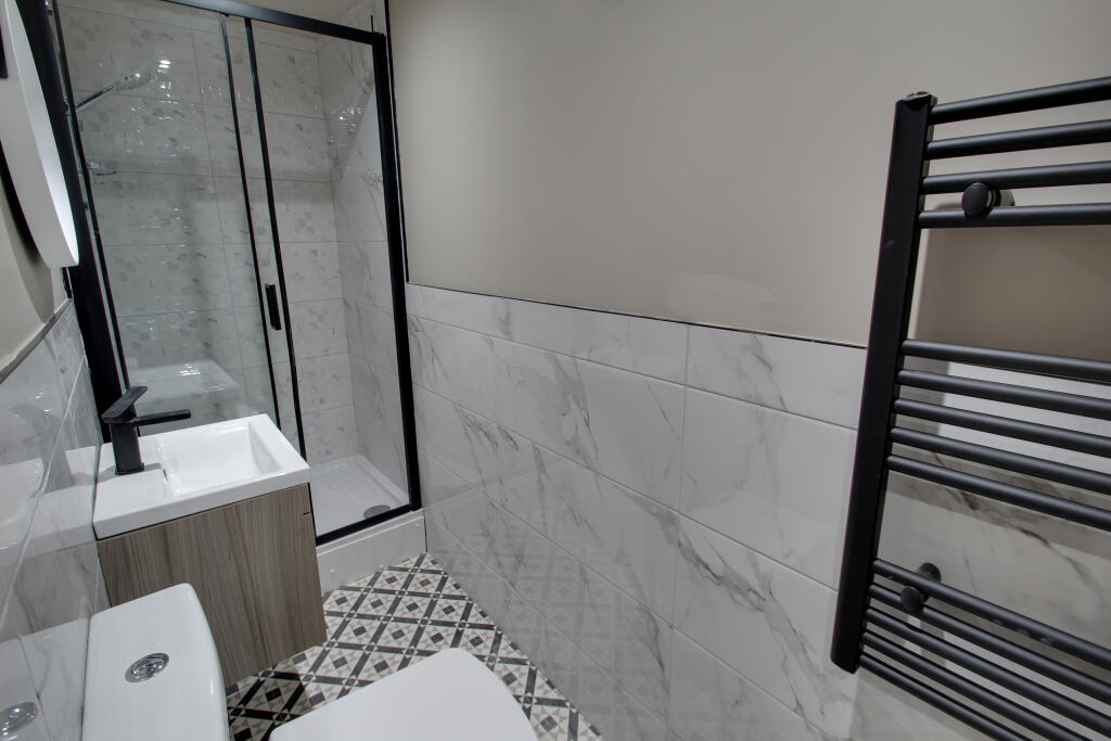 Shared Bathroom 