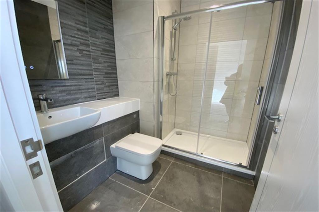 Shower+Room