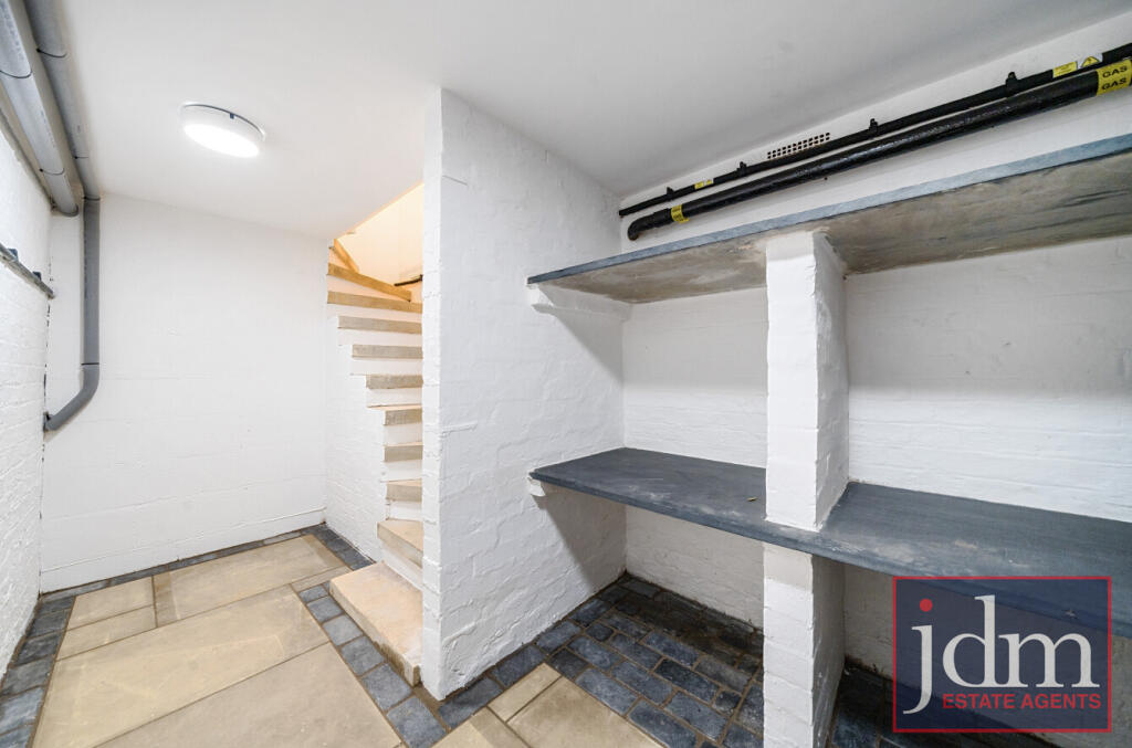 6b89c862-dda1-4e8...