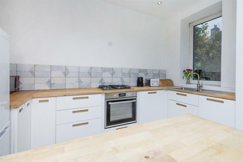 Bramleys Estate Agents - Forrest Avenue - Marsh (1