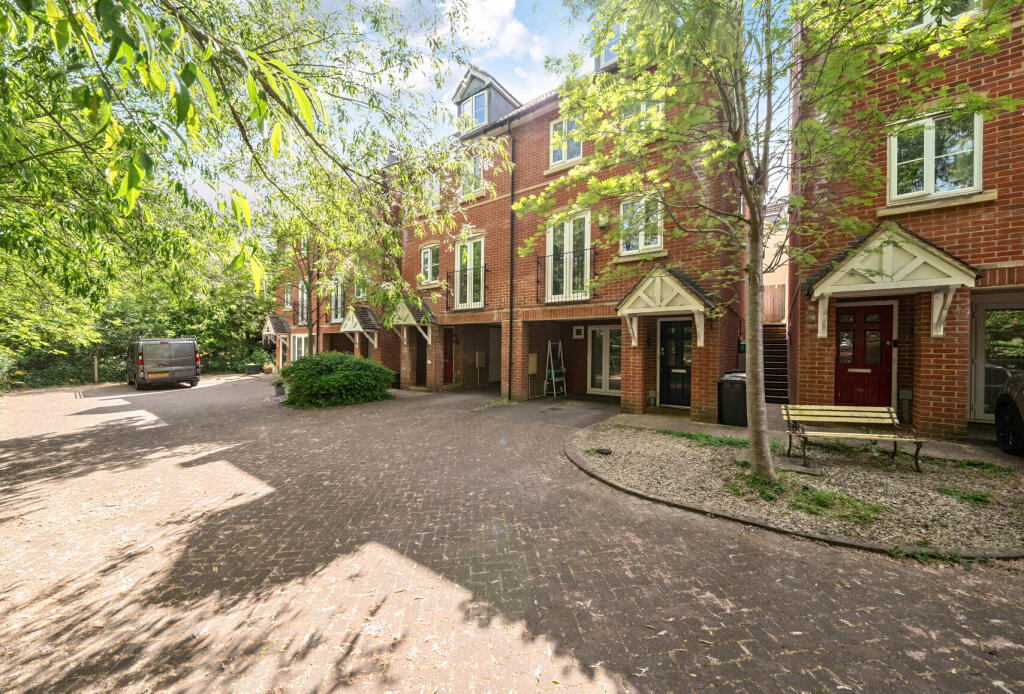 1299750-20-68304a...