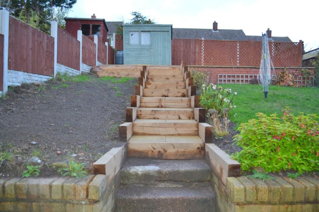 garden (Medium).JPG