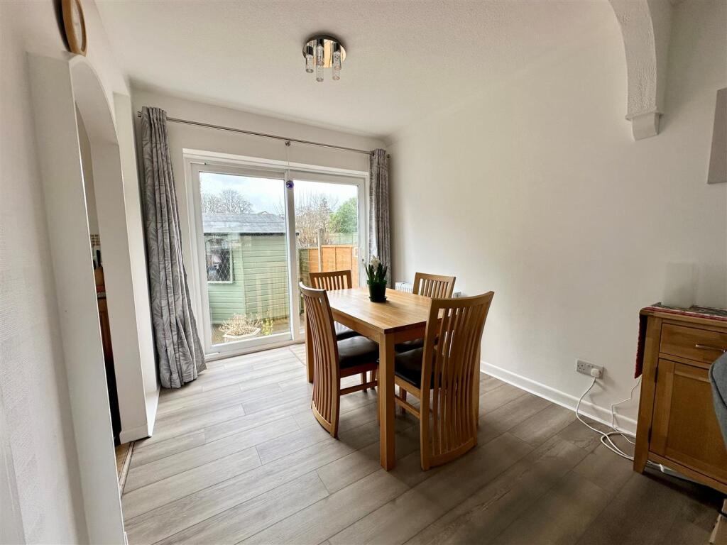 Dining Room.jpg