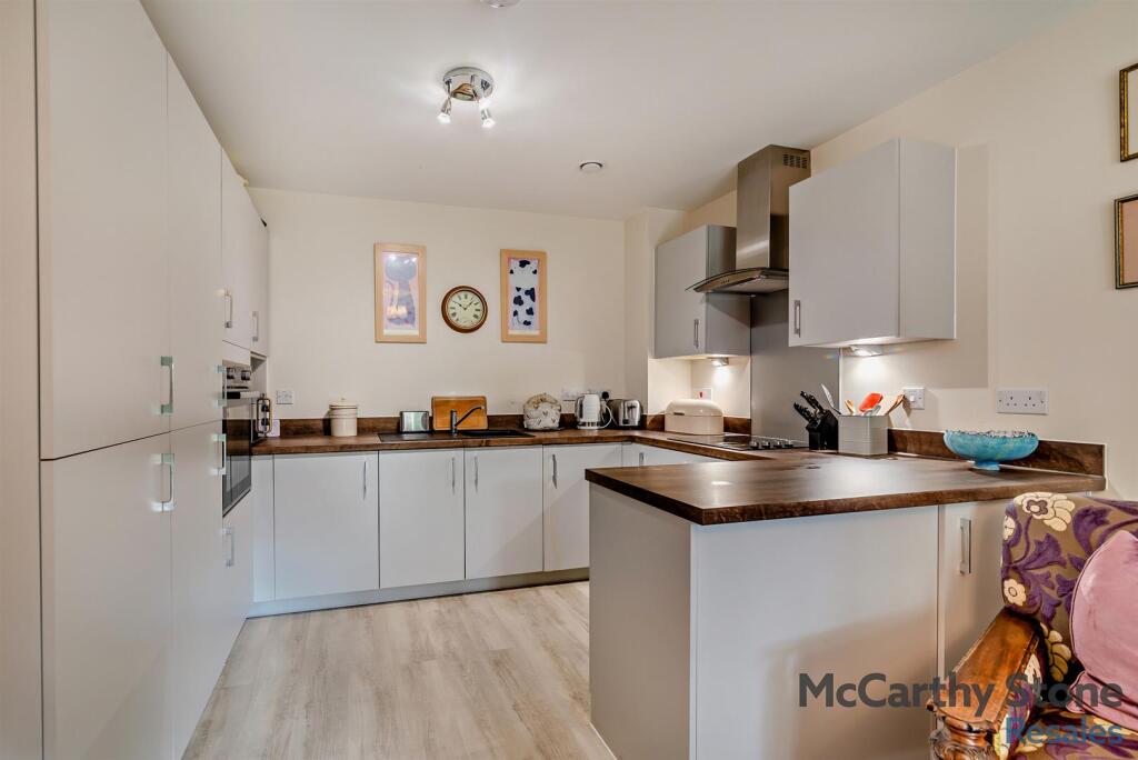 8661634-interior12-800.jpg