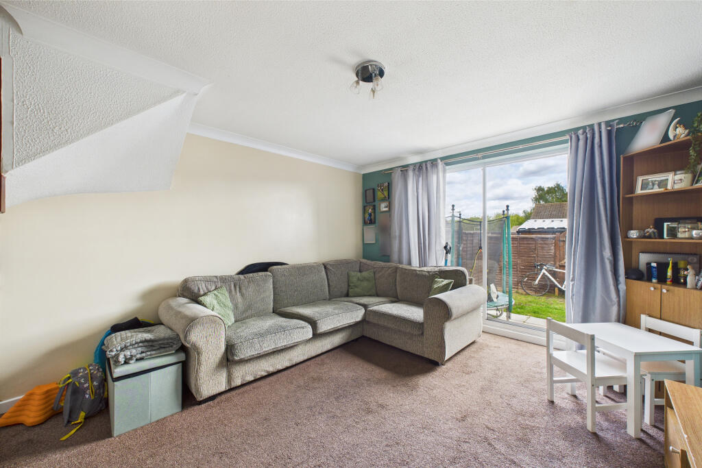 CAM05454G0-PR0005-STILL003