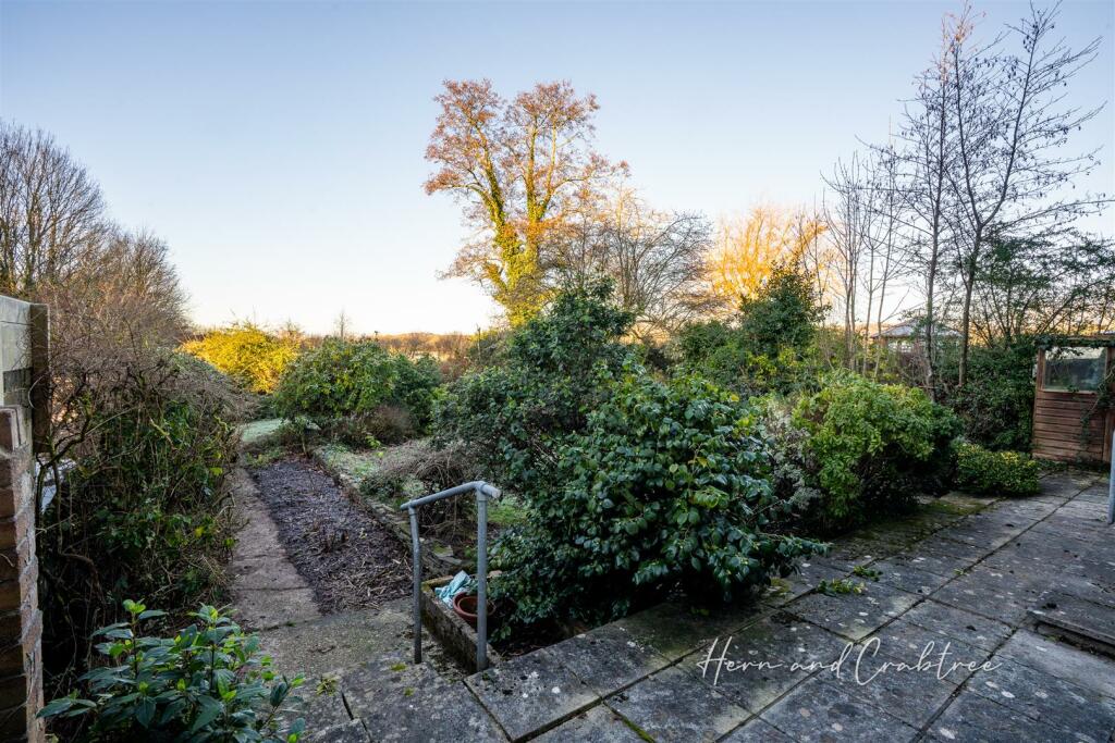 Blackoak Road, HernCrabtree (4).jpg