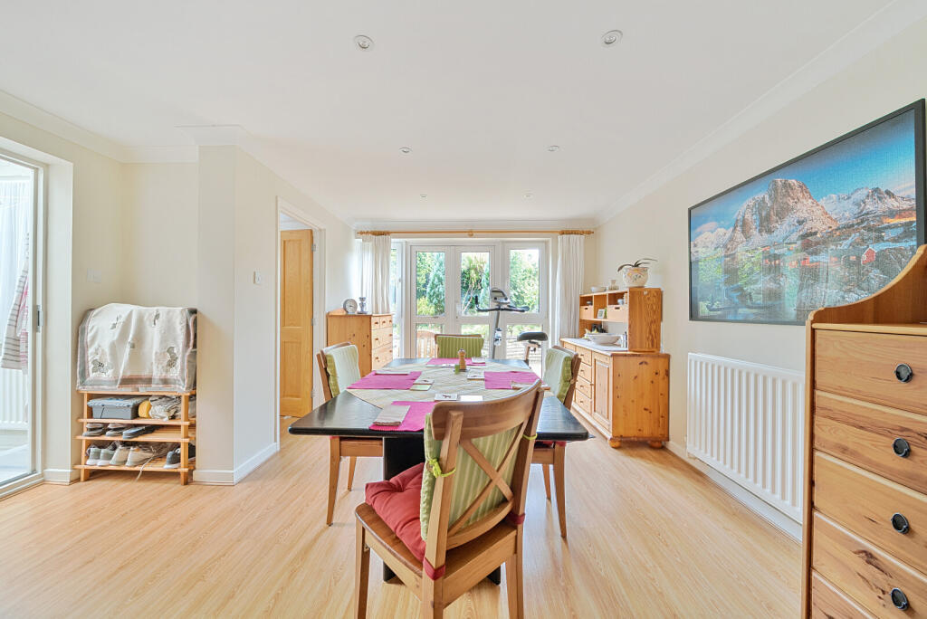 1304567-11-684166...