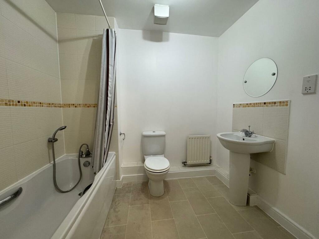 grange bathroom.jpg