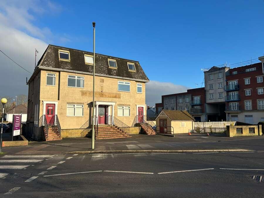 113-121GoldsworthRoad