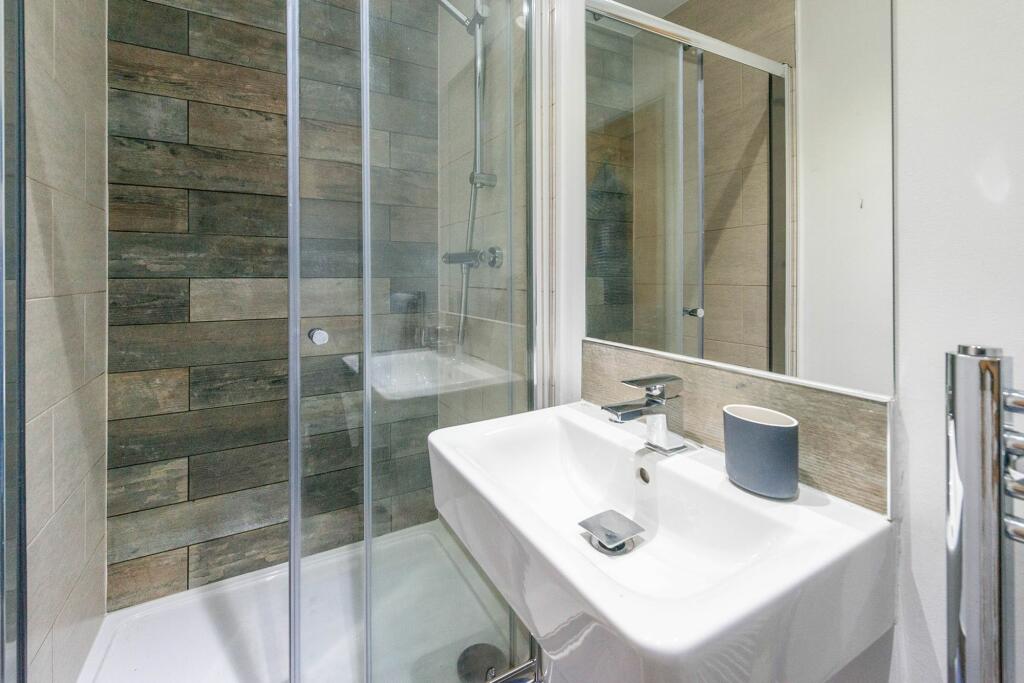 BEDROOMS AND BATHROOMS