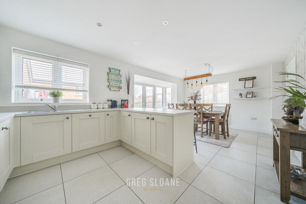 1344307-18-68adfeeebaa6c-ARW