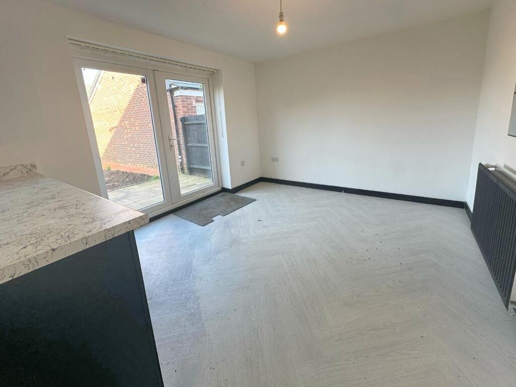 at 16.10.43_dc046d82.jpg