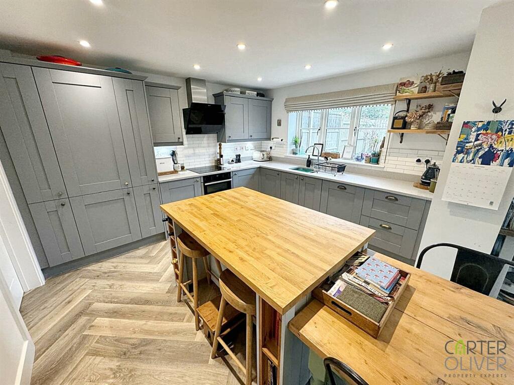 KITCHEN DINING FAMILY ROOM (REAR)