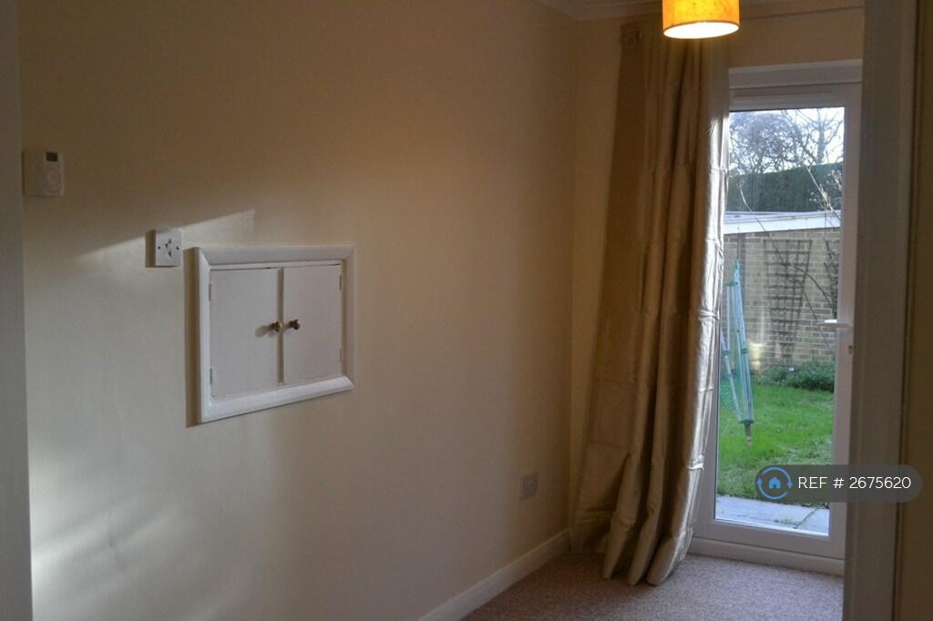 Dining Room - Serving Hatch