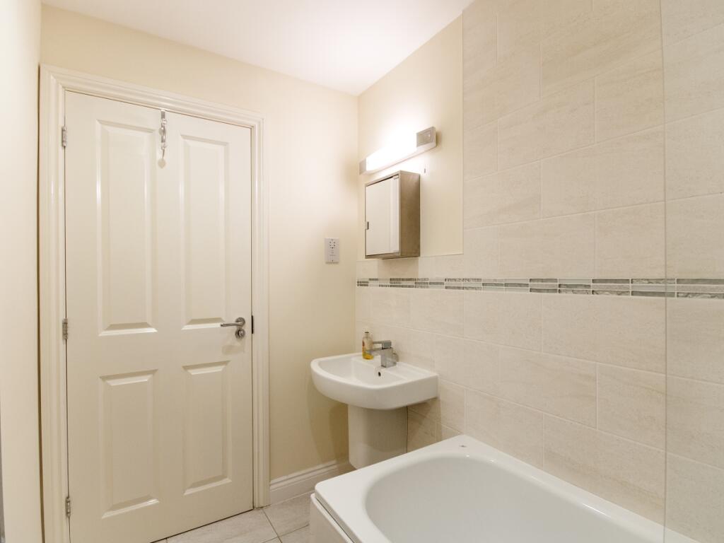 Bathroom1