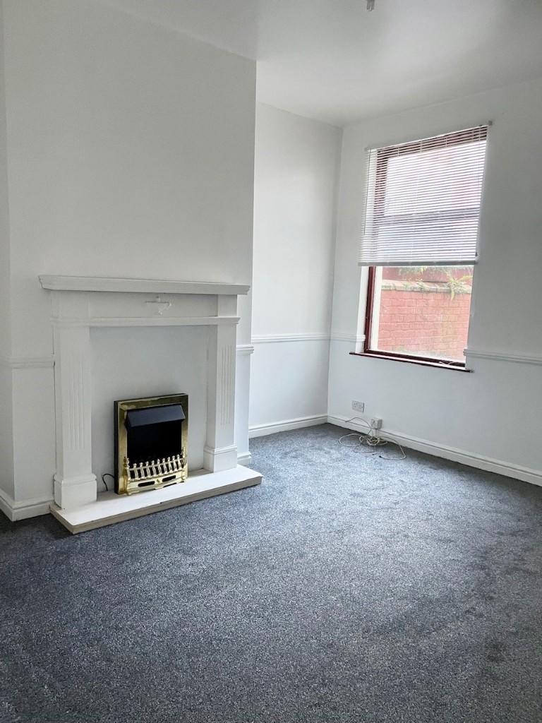 Rear Lounge/Dining 