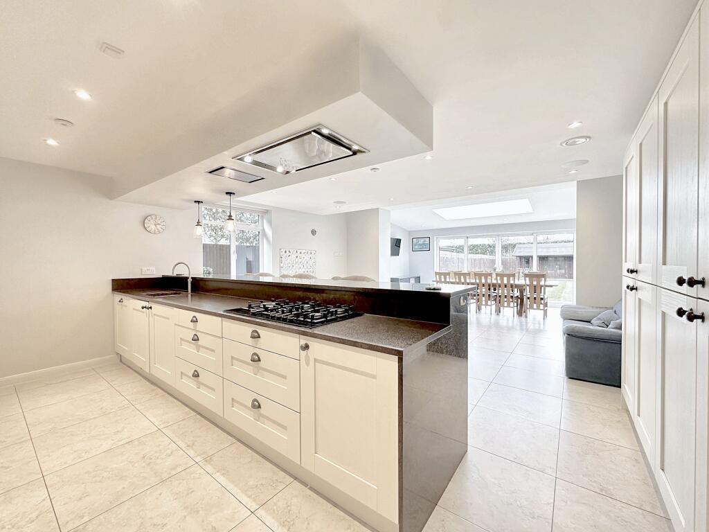 Open-plan Kitchen/Dining Room