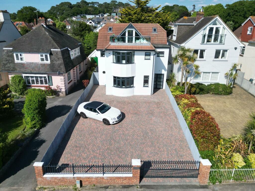 Luxury home Sandbanks
