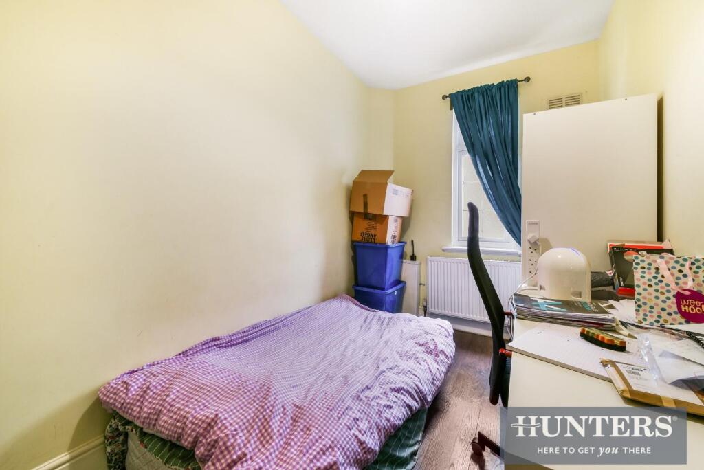 33a wrythe bedroom 1.jpg