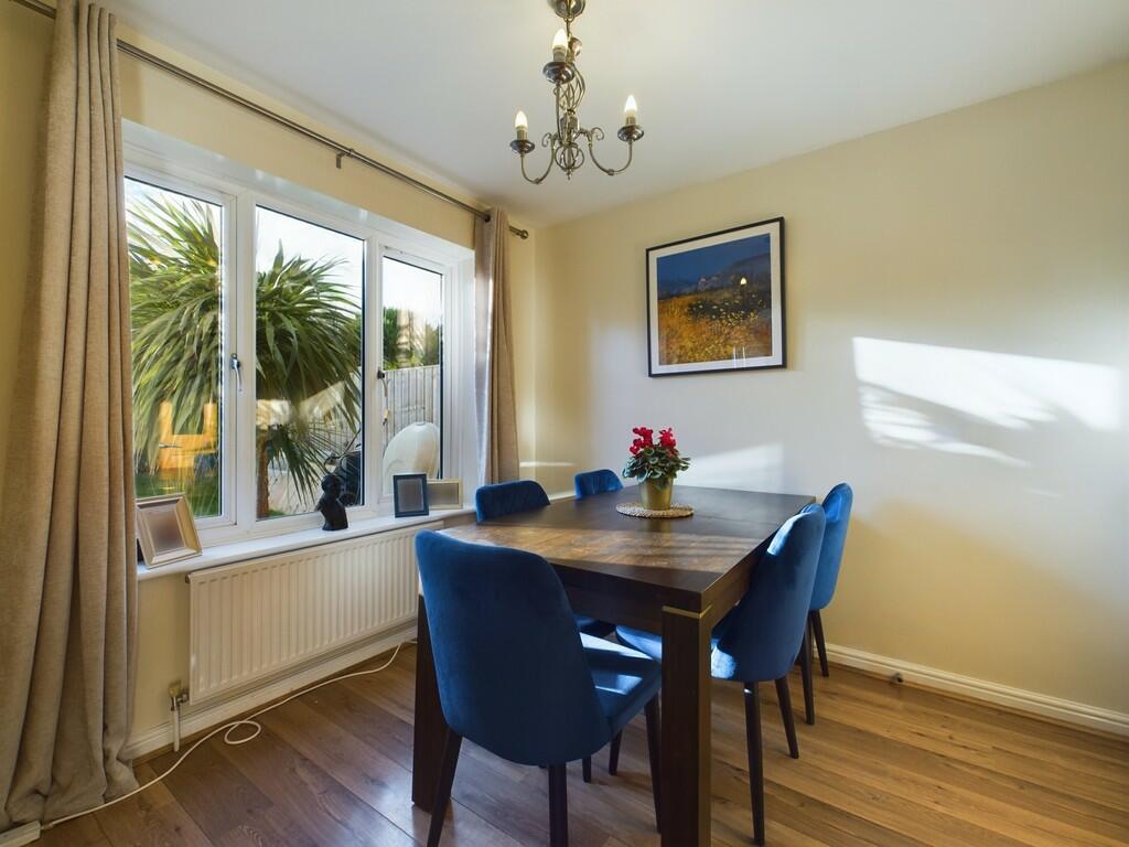 CAM04273G0-PR0059...