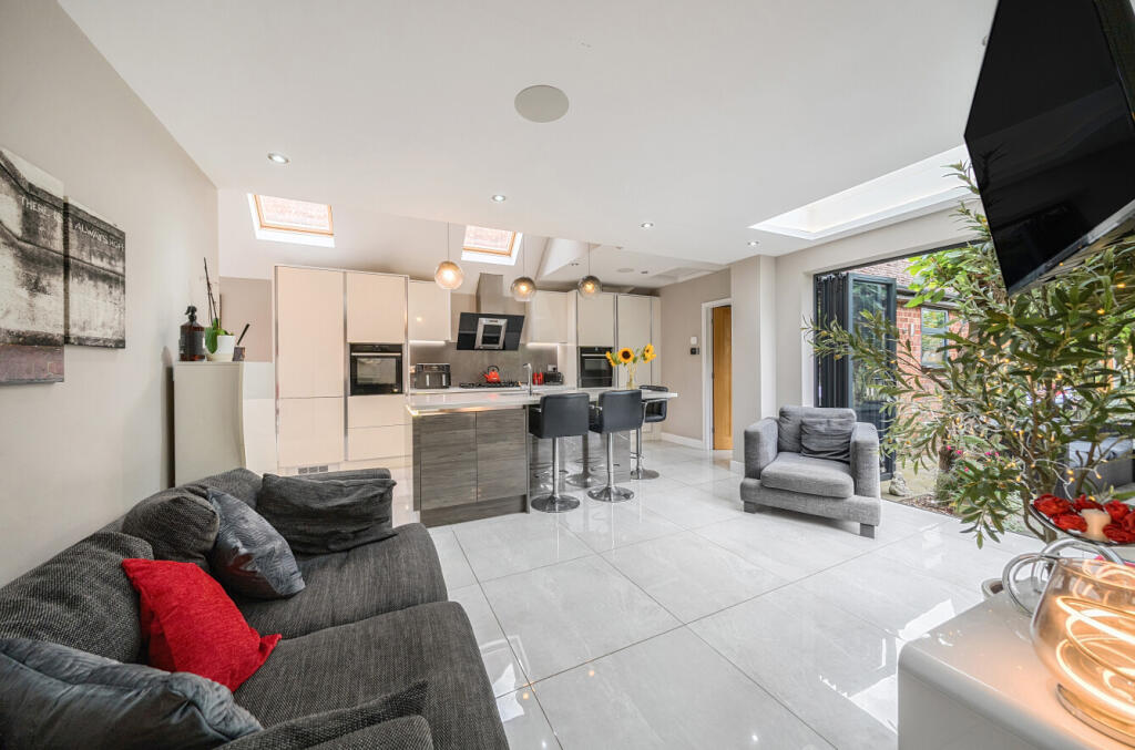 1331965-8-6888ecd...