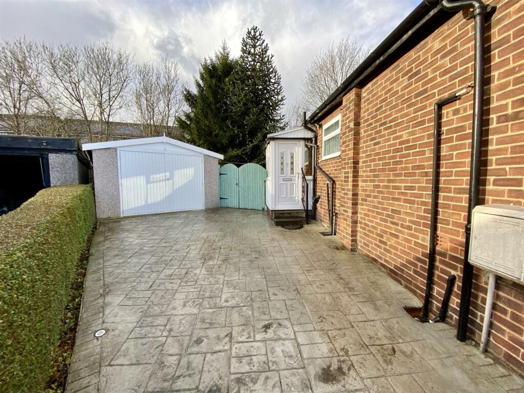 Bramleys Estate Agents - St Barnabas - Liversedge 