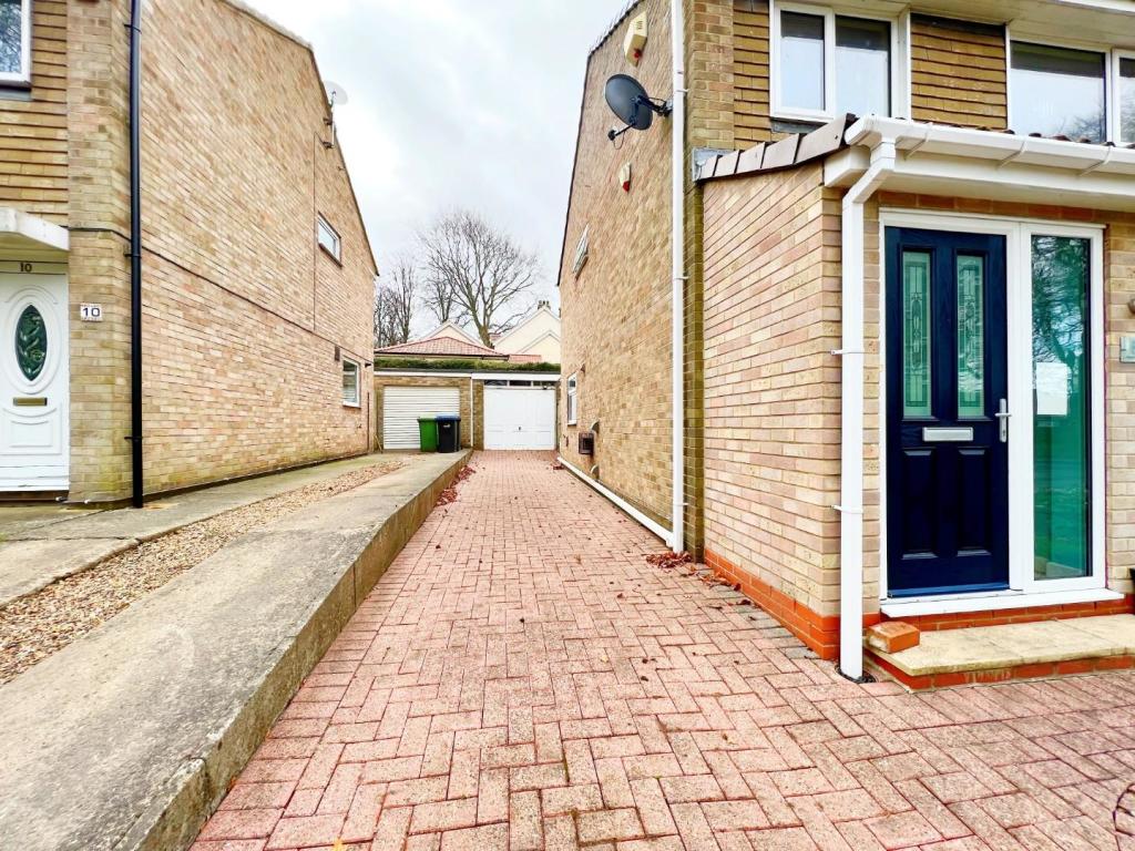Driveway &amp; Garage.jpg