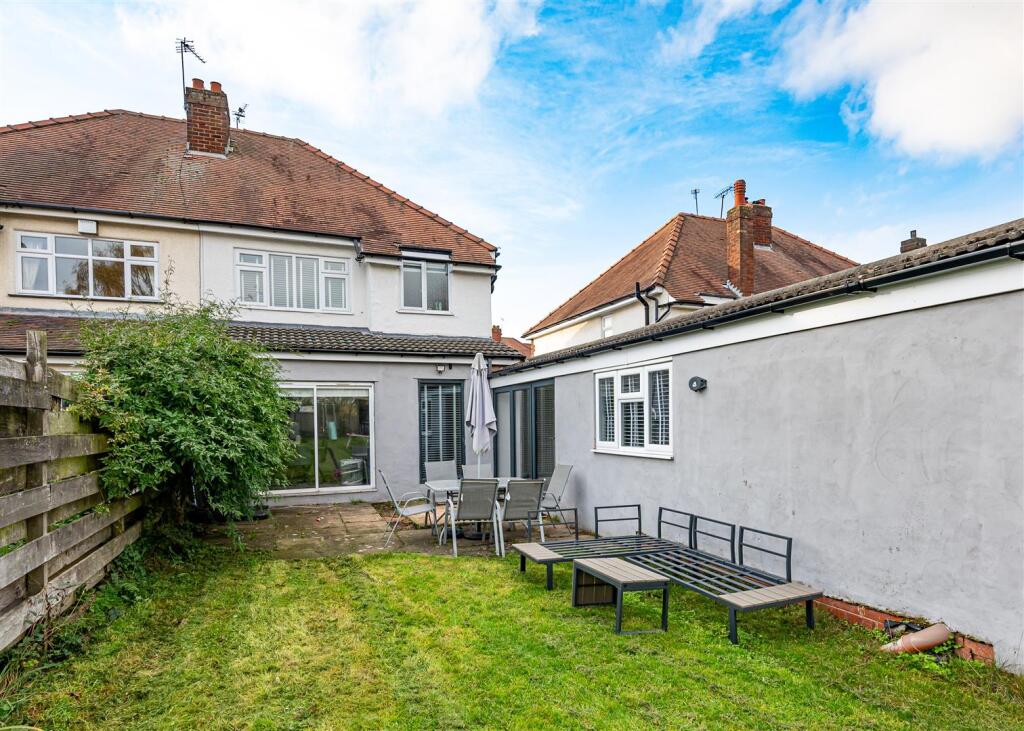 24 Wychbury Road-19.jpg
