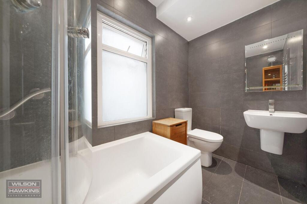 35 Welldon Crescent - DrIfYSpswzKF93VLyS1H.jpg