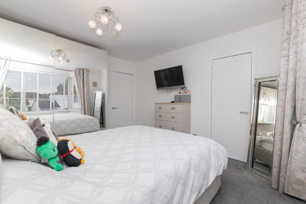 41 Kinpurnie Road, Paisley, PA1 2HG-25