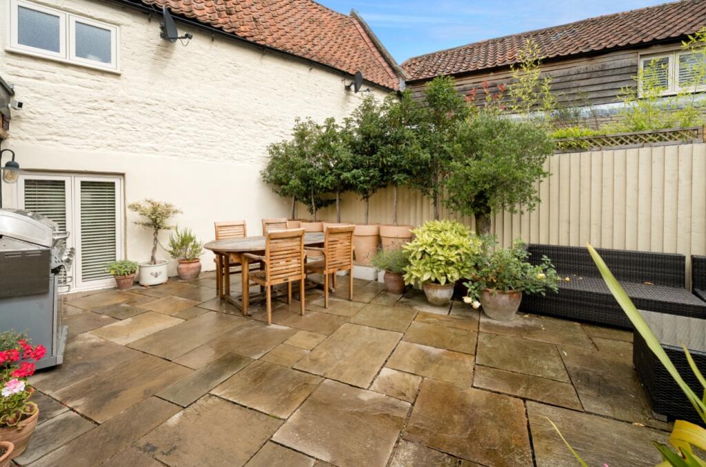 1333480-15-68912b88c6f61-ARW