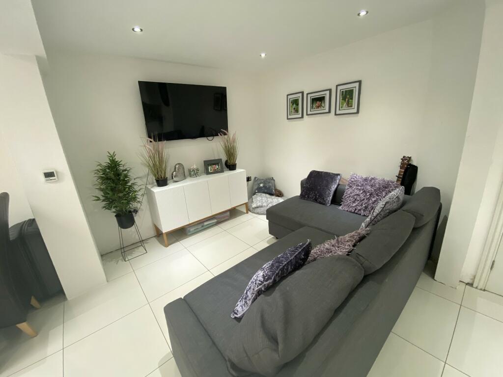 Kitchen/Diner/Family room