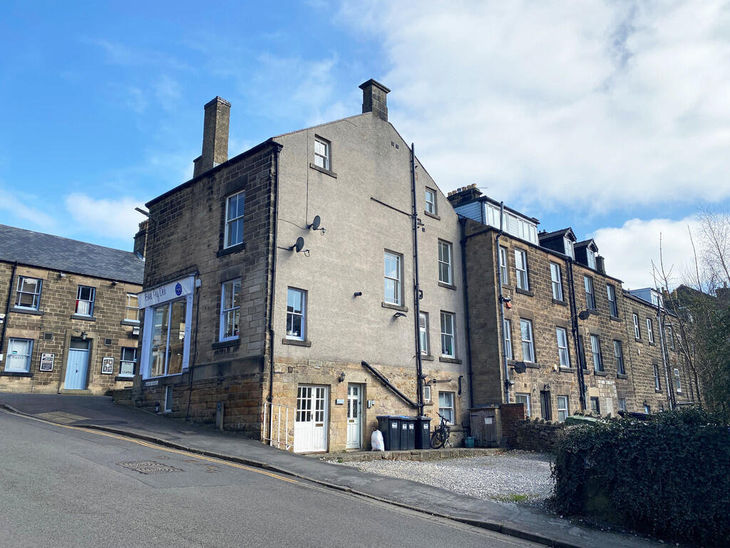 87-89 entrance an...