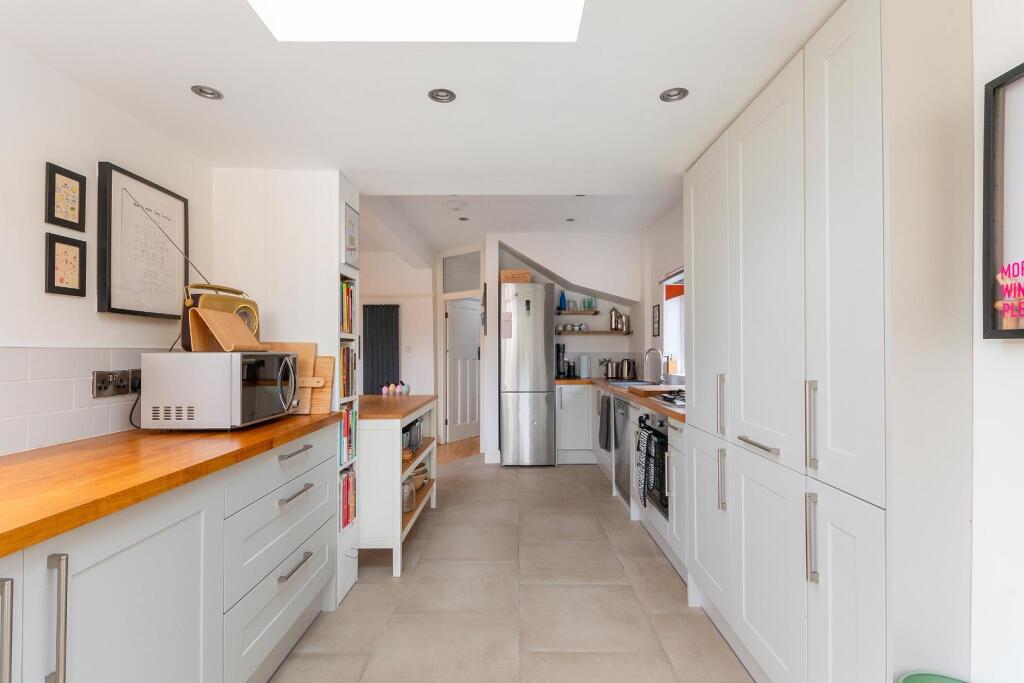 2W4WHE - KitchenDiner B.jpg