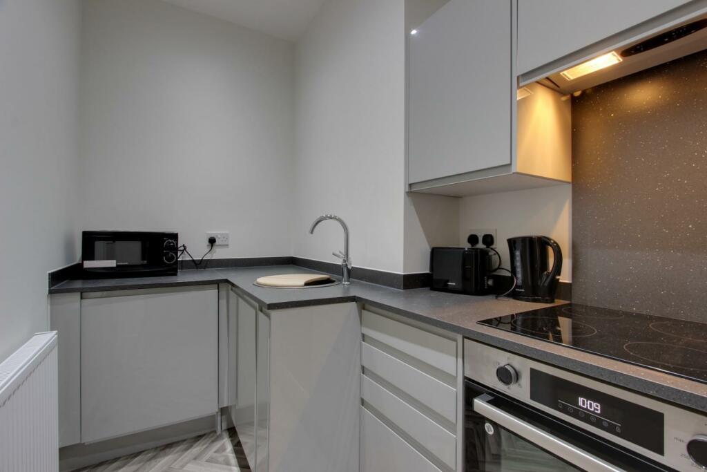 Flat 1 Kitchen